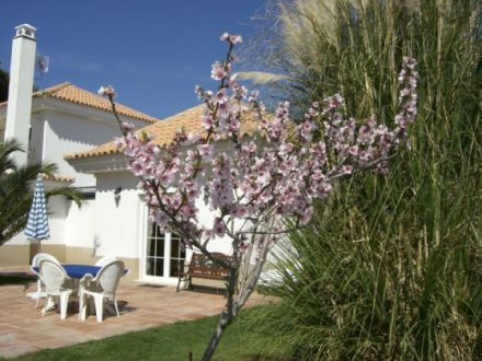 andalusische Golfvilla mit Pool ANEX