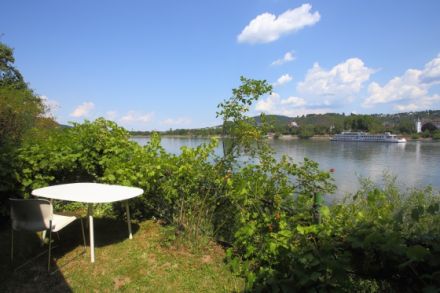 Ferienwohnung am Rheinufer