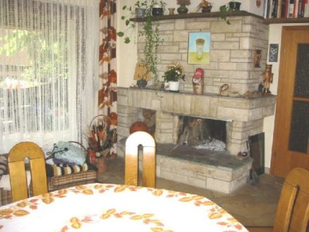 SCHWIMMBAD und SAUNA