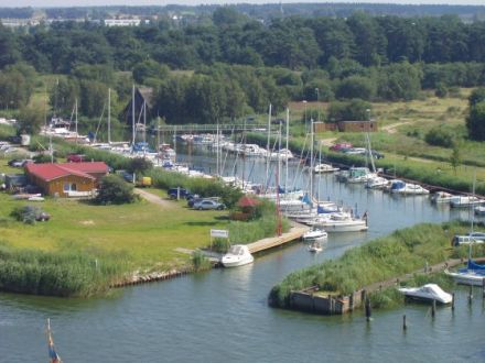 Zwei Ferienwohnungen Fam. Maaß in Freest