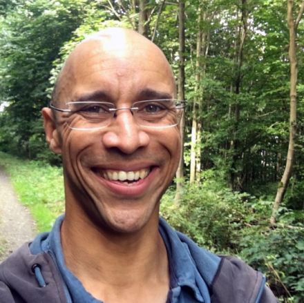 Auf allen Vieren - Coaching für Hundemenschen