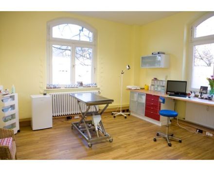 Tierarztpraxis Westend Village