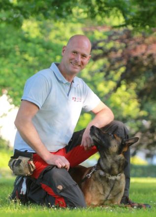 Problemhundetherapeut Axel Hoge