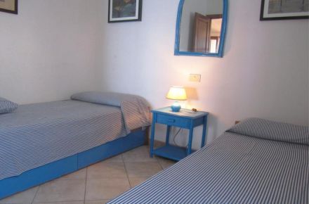 Appartamenti Laura - Casa Rosa auf Elba für 4 Pers. nur 60 Meter vom Meer