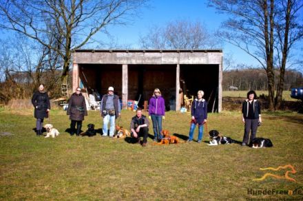 HundeFreu(n)de - Die Hundeschule in Latendorf