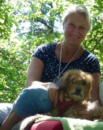 DOGS & CATS,  Canine Osteopathie, Tierphysiotherapie & Tierdentalhygiene Andrea Münz.