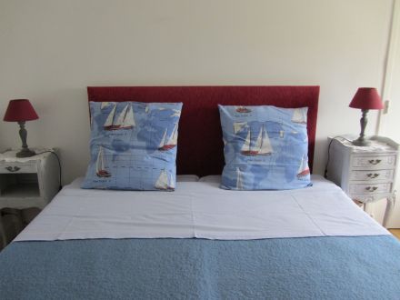 Frankreich, Bretagne, Fischerhaus am Meer in herrlicher Lage, strandnah