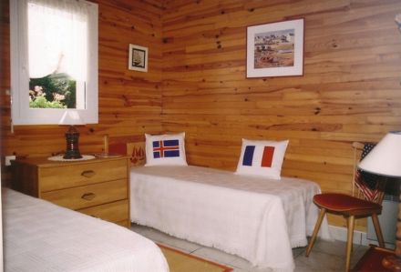 Frankreich, Bretagne. Ferienhaus nähe zum Strand. Hunde erlaubt.