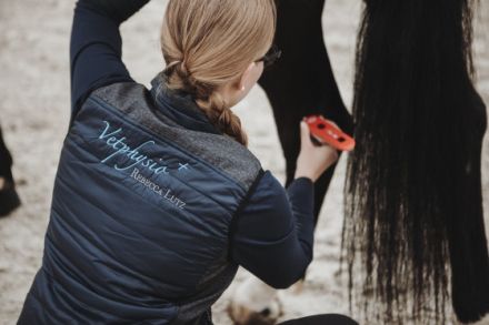 Rebecca Lutz - Vetphysio +