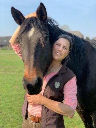 Tierheilpraktikerin Penelope Hollmann