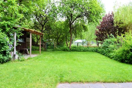 Ferienhaushälfte "An den Linden" in Alleinlage am Wald