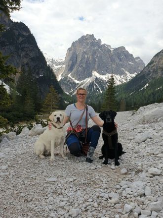 Pfoten-Anni, Hundeschule