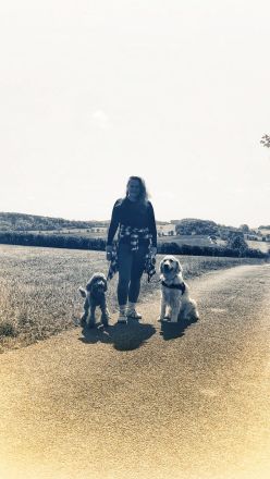 Zertifizierte Hundetrainerin, mobile Hundeschule