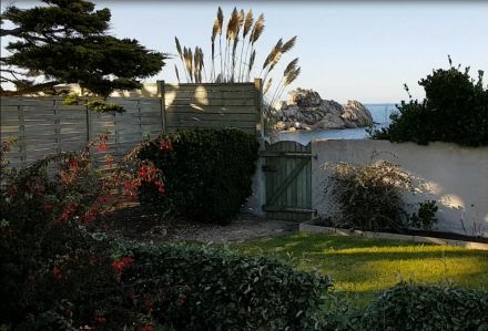 Bretagne, Finistere. Ferienwohnung Zugang zum Meer und Küstenwanderweg. Hund willkommen.