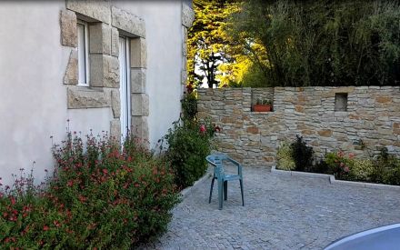 Bretagne, Finistere. Ferienwohnung Zugang zum Meer und Küstenwanderweg. Hund willkommen.