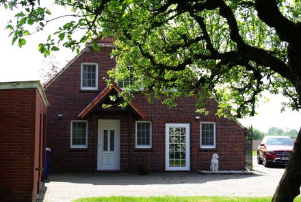 Ferienhaus Friesenaue in Ostfriesland, wo Hunde gerne Urlaub machen, Listenhunde sind willkommen