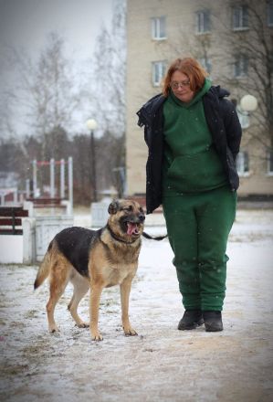 Ilana wartet schon viele Jahre auf ein Zuhause