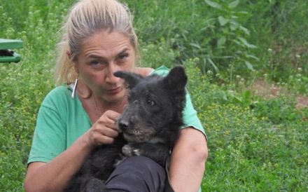 Süße Annelie sucht Familienanschluss