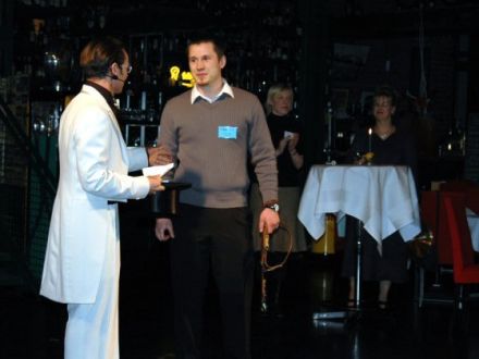 Gib mir drei Minuten im Fahrstuhl...