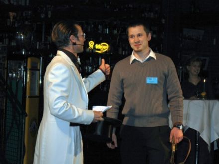 Gib mir drei Minuten im Fahrstuhl...