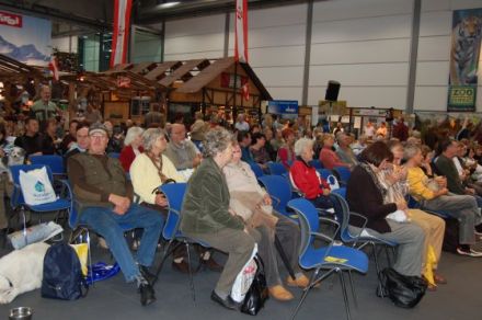 Hundefinder.de präsentierte Züchter auf Leipziger Touristikmesse