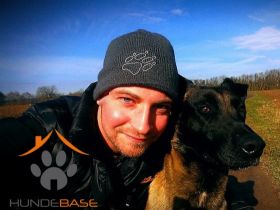 Hundebase - Klaus Schmidt