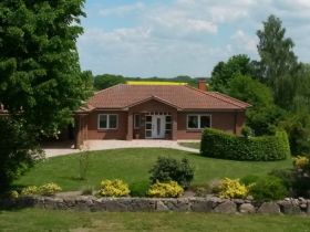 Schaalseeferienhaus Bungalow-Stil für bis zu 8 P.